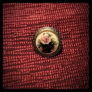 Vintage Hand Painted Flower Pendant/Brooch